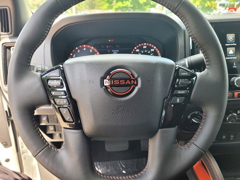 New 2026 Nissan Frontier PRO-4X w/ Tow Package AWD/4WD image 15