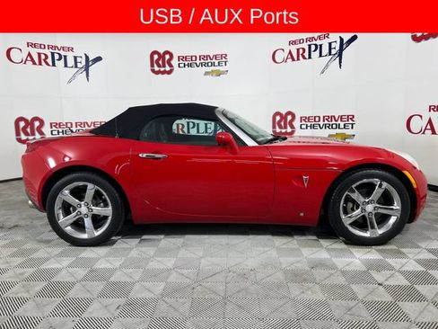 Used 2007 Pontiac Solstice GXP w/ Premium Package RWD image 9