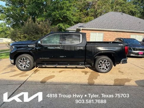 Used 2024 GMC Sierra 1500 SLT w/ SLT Premium Package AWD/4WD image 7