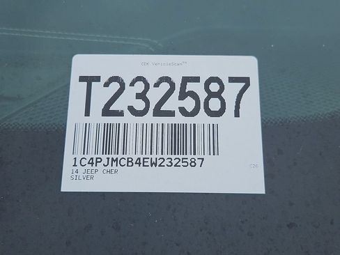 Used 2014 Jeep Cherokee Latitude AWD/4WD image 27