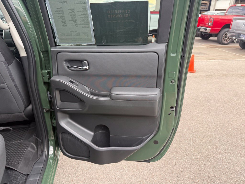 Used 2024 Nissan Frontier SV w/ SV Convenience Package RWD image 29