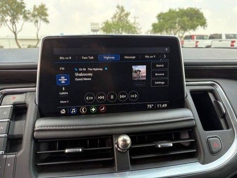 Used 2021 Chevrolet Tahoe LT AWD/4WD image 17