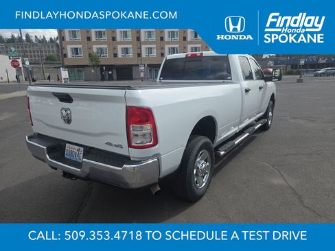 Used 2024 RAM 3500 Tradesman w/ Chrome Appearance Group AWD/4WD image 5