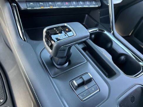 New 2026 GMC Sierra 1500 AT4X AWD/4WD image 16