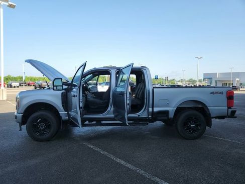 Used 2023 Ford F350 XL w/ STX Appearance Package AWD/4WD image 32
