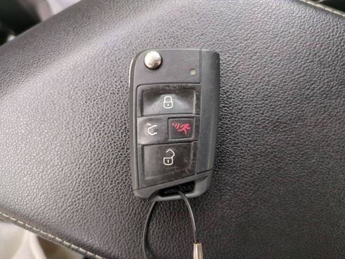 Used 2025 Volkswagen Jetta Sport FWD image 26