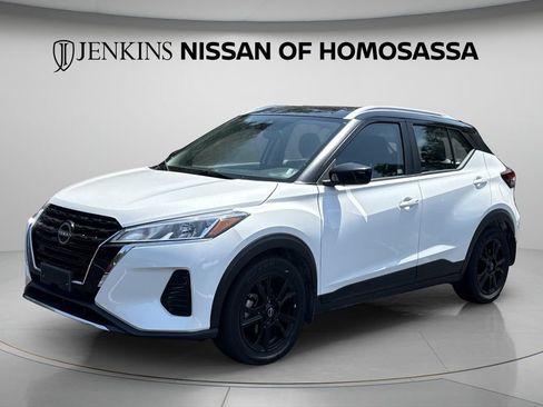 Certified 2024 Nissan Kicks SV FWD image 14
