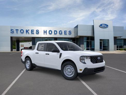 New 2025 Ford Maverick XL image 29