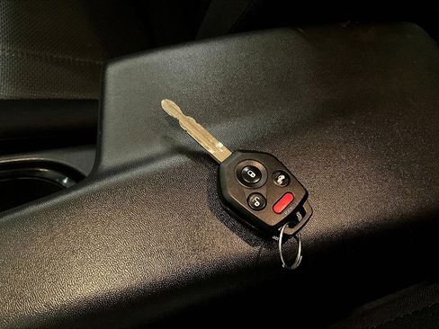 Used 2023 Subaru Crosstrek 2.0i image 34