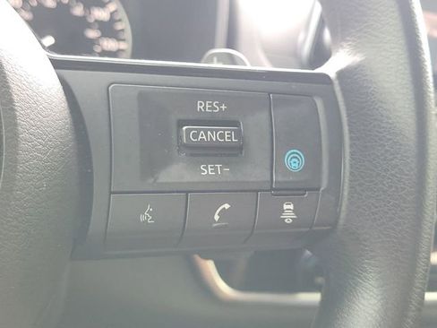 Used 2021 Nissan Rogue SV image 23