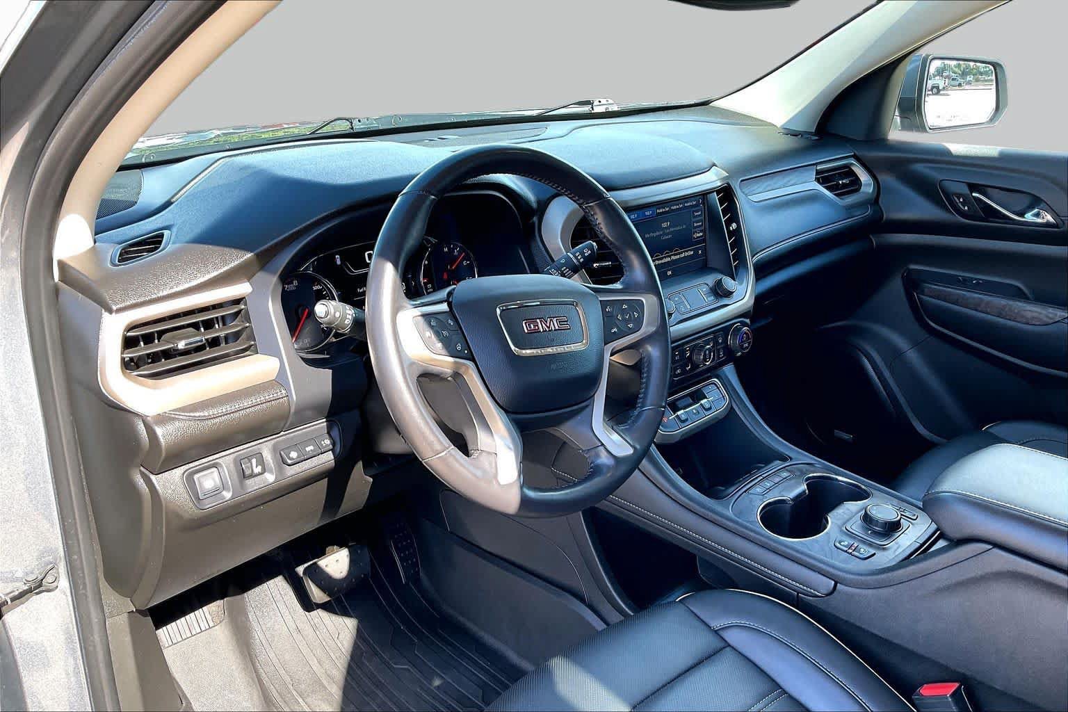 Used 2021 GMC Acadia Denali FWD image 17