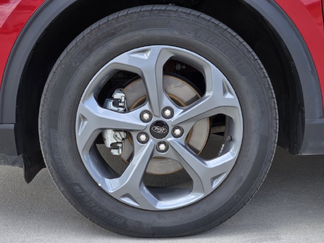 Used 2025 Ford Escape ST-Line AWD/4WD image 14