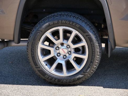 Used 2015 GMC Sierra 1500 Denali w/ Driver Alert Package image 11