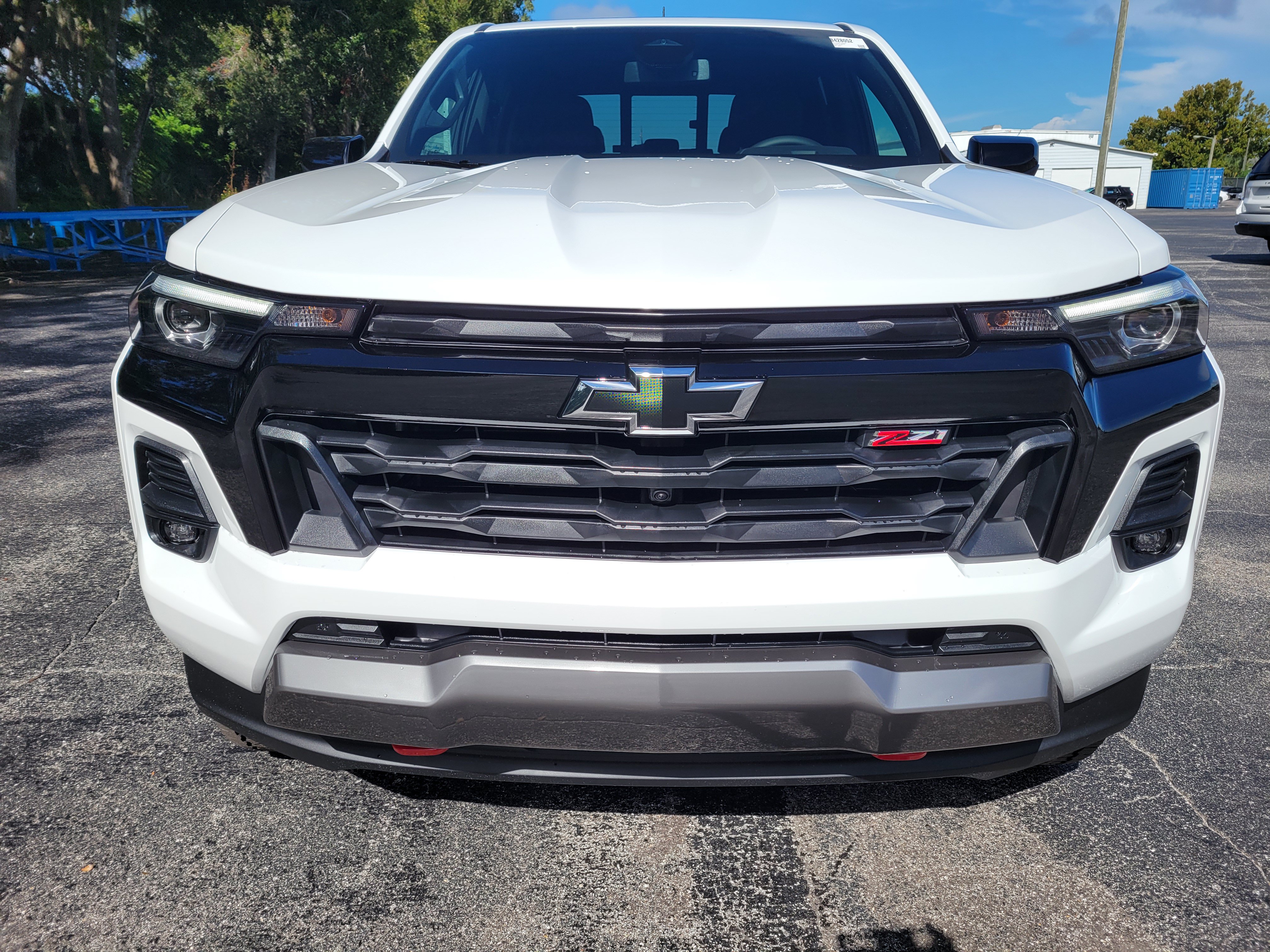 New 2026 Chevrolet Colorado Z71 w/ Technology Package AWD/4WD image 2