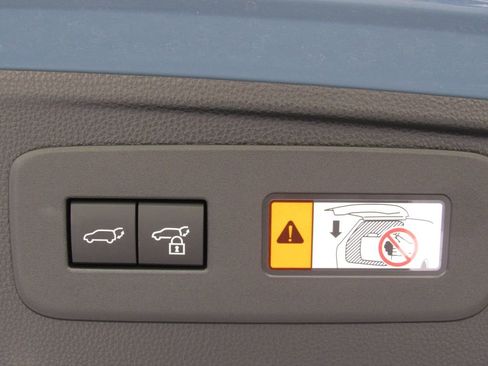 Certified 2025 Toyota Land Cruiser w/ Premium Package AWD/4WD image 22