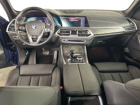 Used 2022 BMW X5 xDrive40i w/ Premium Package AWD/4WD image 17