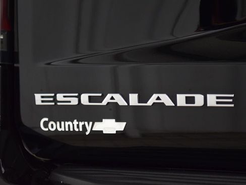 Used 2023 Cadillac Escalade V AWD/4WD image 23