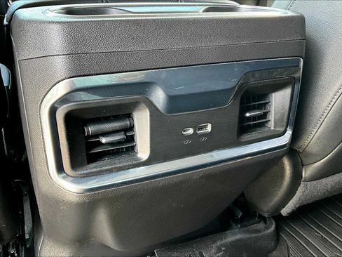 Used 2022 GMC Sierra 1500 SLT w/ SLT Convenience Package RWD image 34