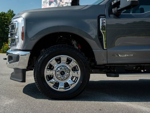 New 2026 Ford F250 Lariat w/ Lariat Premium Package AWD/4WD image 4