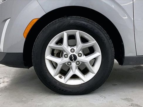 Used 2023 Kia Soul LX w/ LX Technology Package image 10