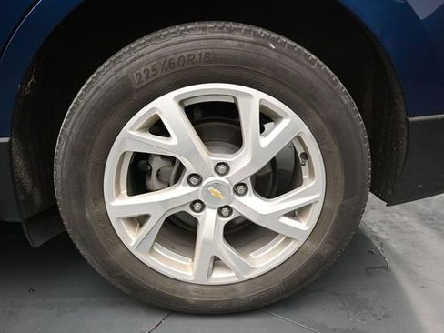 Used 2019 Chevrolet Equinox Premier AWD/4WD image 11