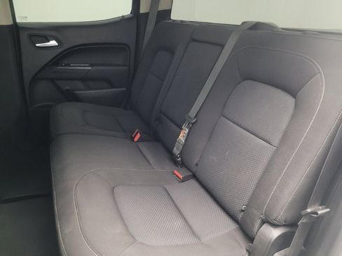 Used 2019 Chevrolet Colorado LT RWD image 18