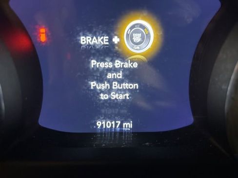 Used 2020 Jeep Wrangler Unlimited Sahara image 13