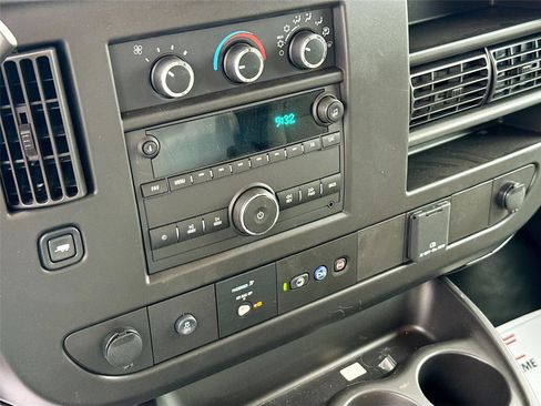 New 2024 Chevrolet Express 3500 w/ Power Convenience Package RWD image 15