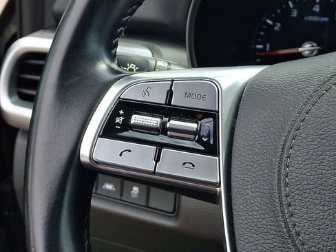 Used 2021 Kia Telluride LX AWD/4WD image 7