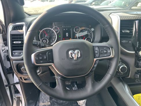 New 2026 RAM 1500 4x4 Crew Cab image 17