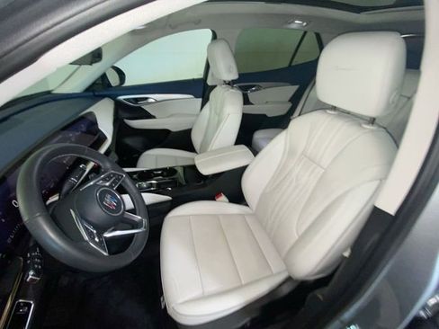 Used 2025 Buick Envision Avenir AWD/4WD image 14