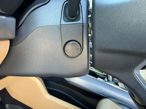 Used 2023 Ford F150 Lariat w/ Equipment Group 502A High image 16