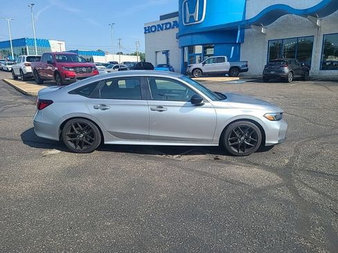 Used 2025 Honda Civic Sport image 6