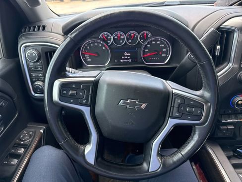 Used 2019 Chevrolet Silverado 1500 LT Trail Boss AWD/4WD image 9