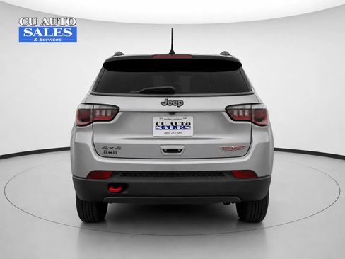 Used 2019 Jeep Compass Trailhawk AWD/4WD image 5