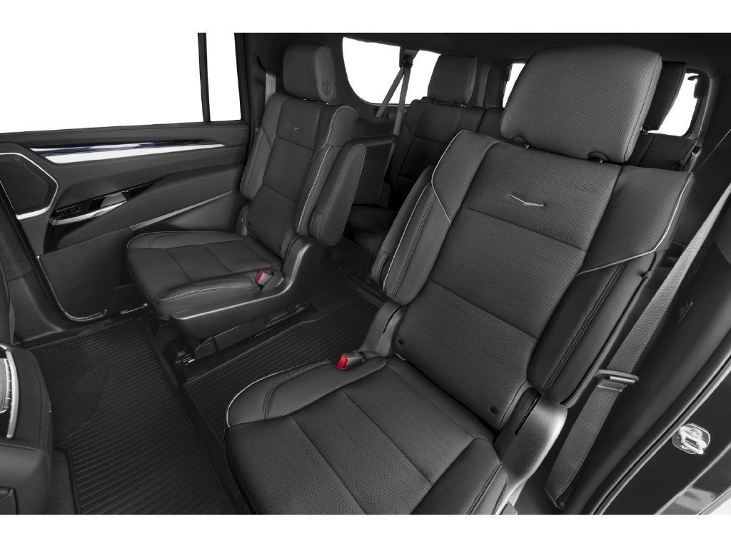Used 2026 Cadillac Escalade ESV V AWD/4WD image 8