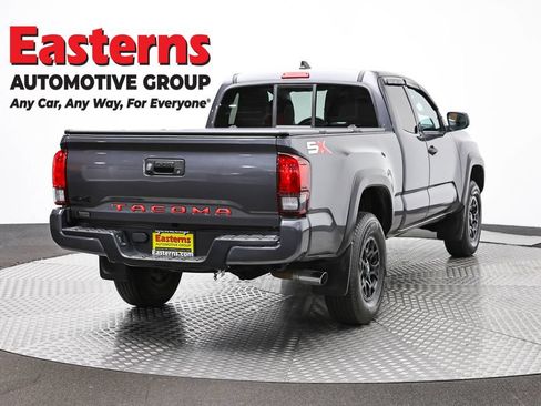 Used 2021 Toyota Tacoma SR w/ SX Package AWD/4WD image 5