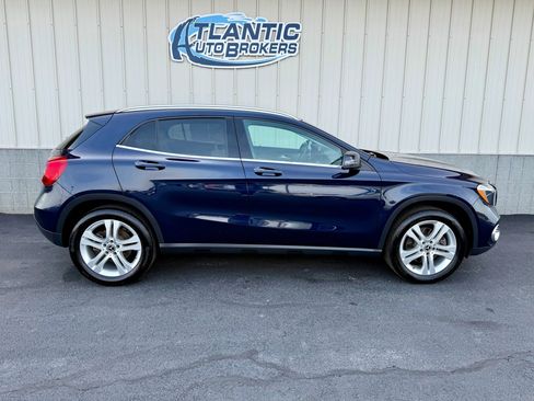 Used 2018 Mercedes-Benz GLA 250 4MATIC image 3