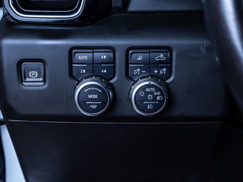 Used 2025 GMC Sierra 2500 Denali Ultimate AWD/4WD image 22