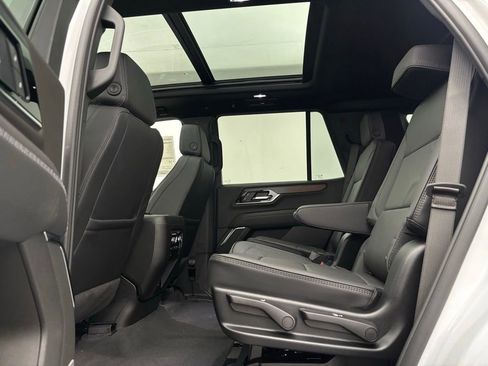 New 2026 GMC Yukon Denali w/ Sun & Power Step Package image 44