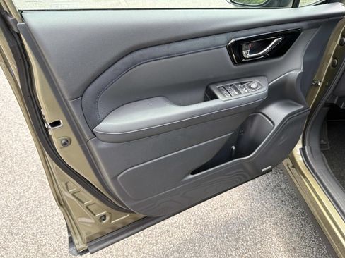 Certified 2026 Subaru Forester Limited AWD/4WD image 11