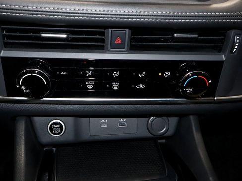 Certified 2023 Nissan Rogue S image 29