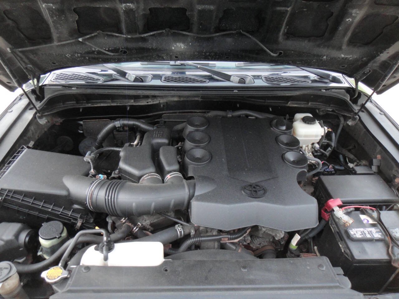 Used 2014 Toyota FJ Cruiser 2WD w/ Convenience Package image 27