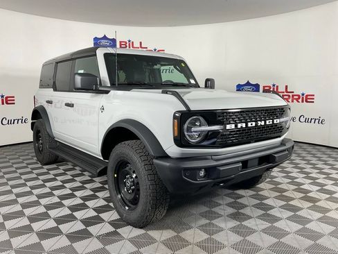 New 2026 Ford Bronco Outer Banks AWD/4WD image 1