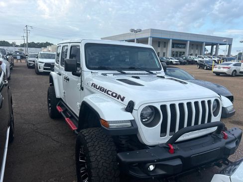 Used 2018 Jeep Wrangler Unlimited Rubicon AWD/4WD image 10