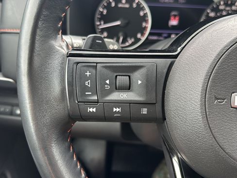 Used 2023 Nissan Pathfinder Rock Creek AWD/4WD image 32