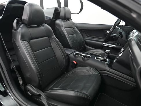 Used 2019 Ford Mustang GT Premium w/ GT Performance Package RWD image 33