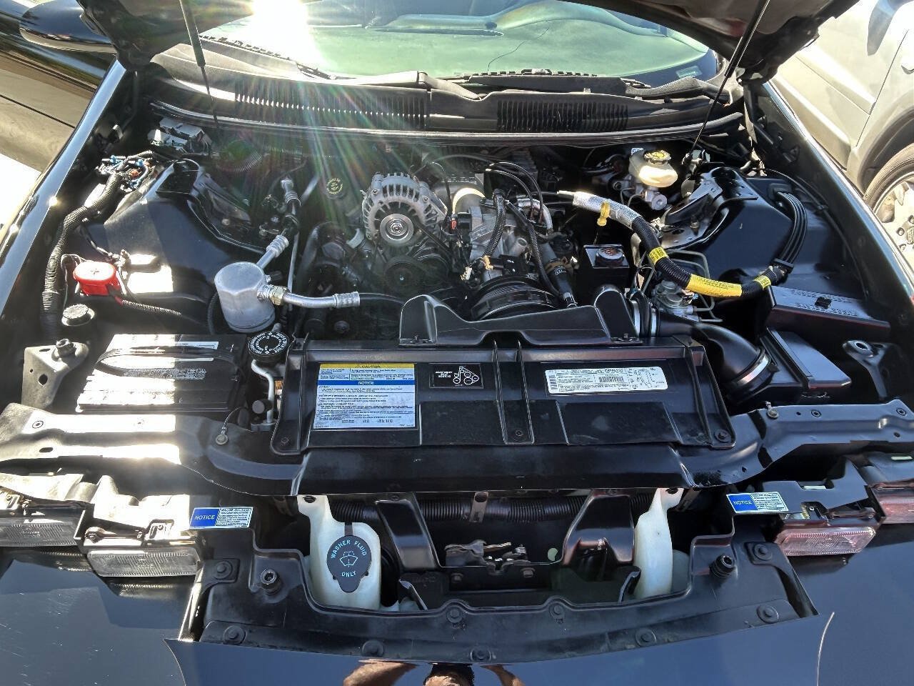 Used 1997 Chevrolet Camaro LT w/ Preferred Equipment Group 2 RWD image 29