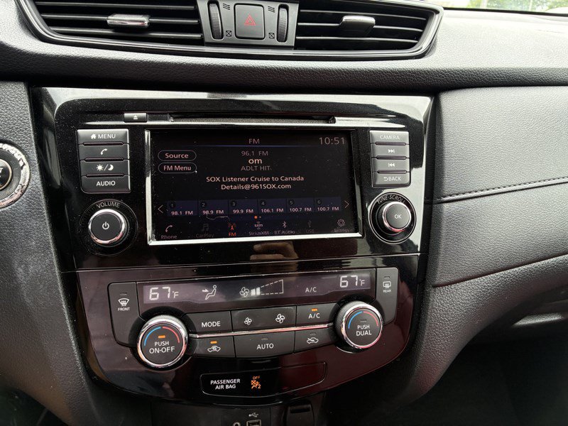 Used 2018 Nissan Rogue SV FWD image 10