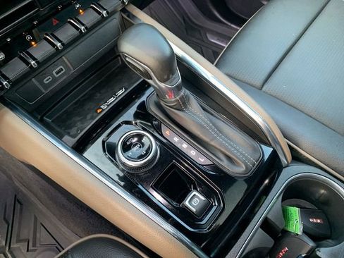 Certified 2024 GMC Canyon Denali w/ LPO, Denali Black Edition image 27